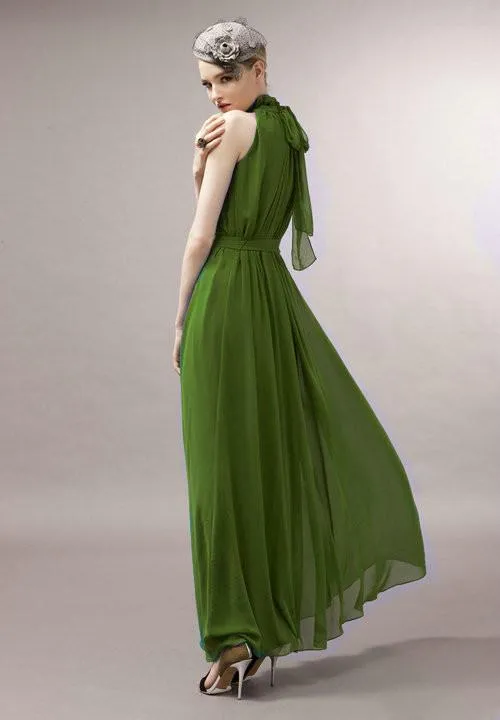 High-neck Sleeveless Halter Lace Up Pleated Solid Bohemian Dress