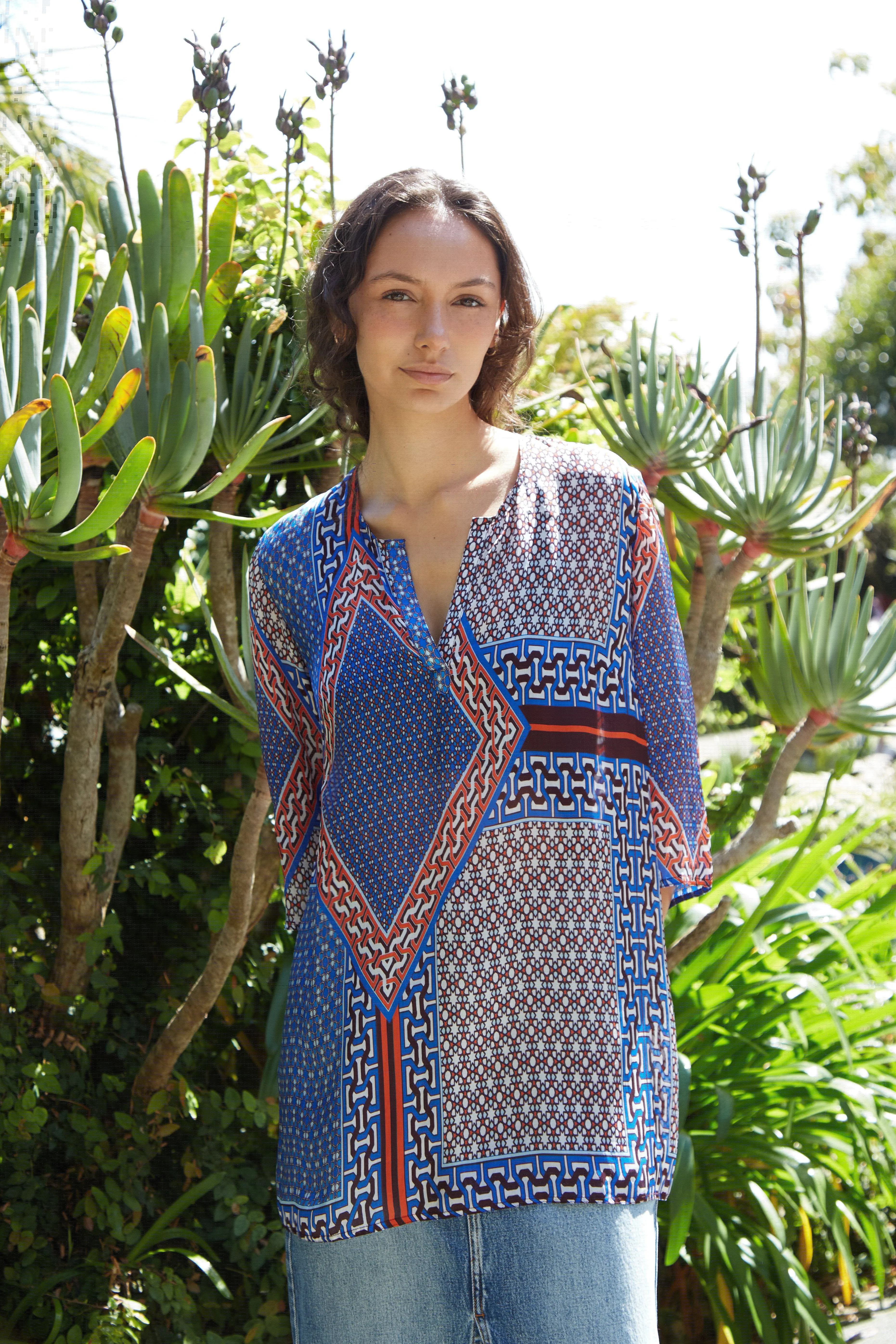 Josy V Top Pure Silk Bimini Lapiz