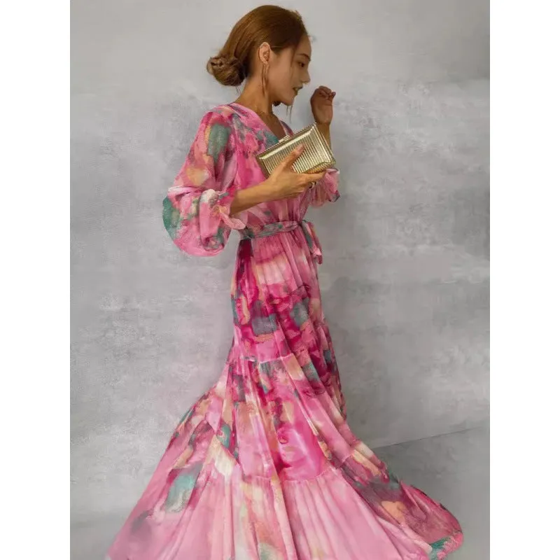 Joyce | Chic Floral V-Neck Dress