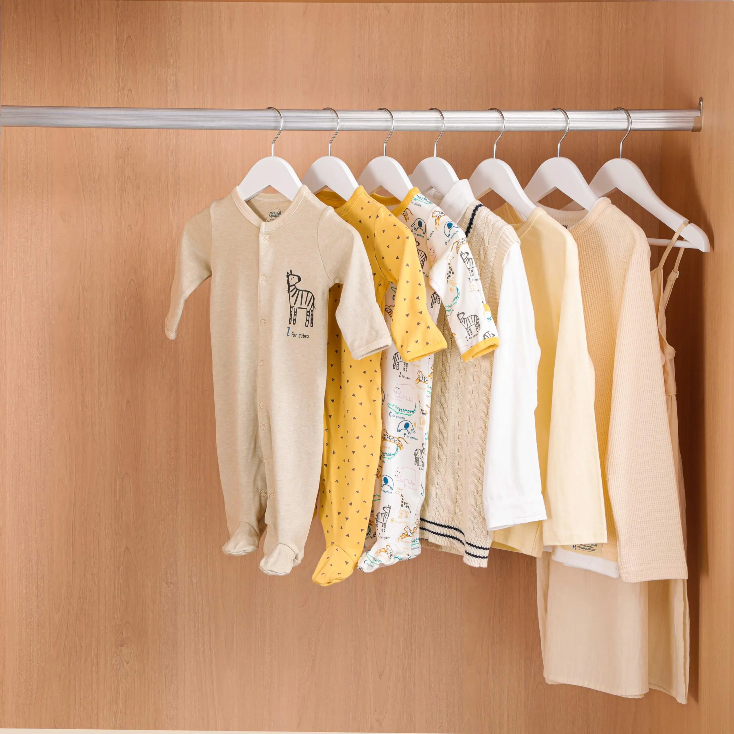 Kids Hangers 20-Pack with 360° Swivel Hooks