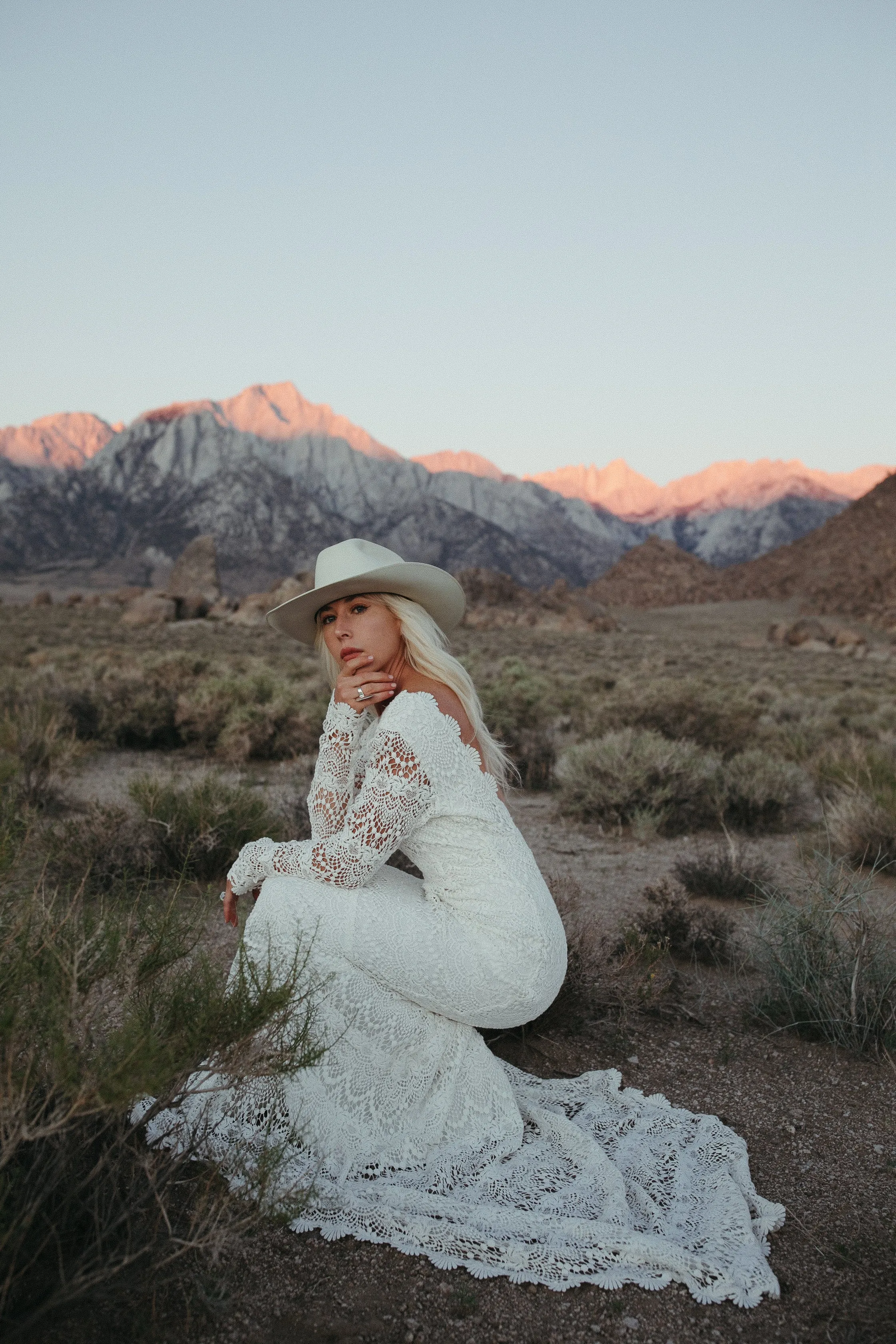 Lola- Sample Sale