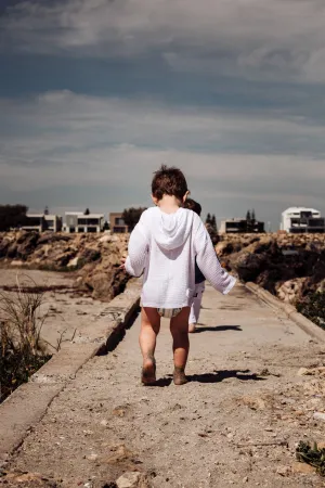 The Wayfarer Hoodie - White